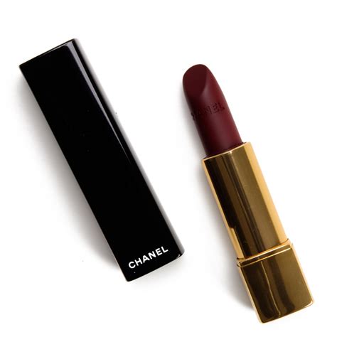 Chanel Eternelle, Rupturiste, Mysterieuse Rouge Allure.